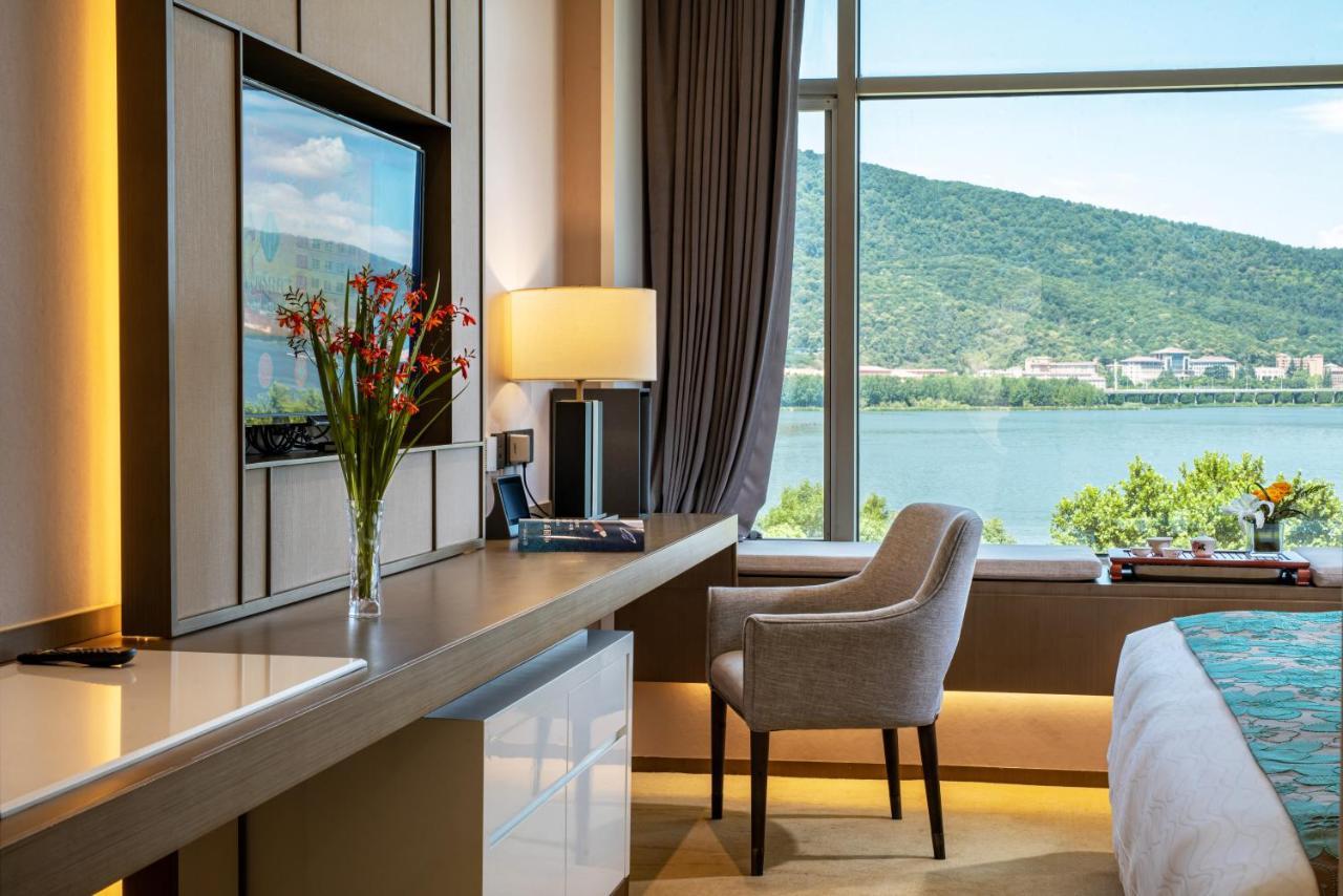Weiselect Wanghu Hotel Kunming Bagian luar foto