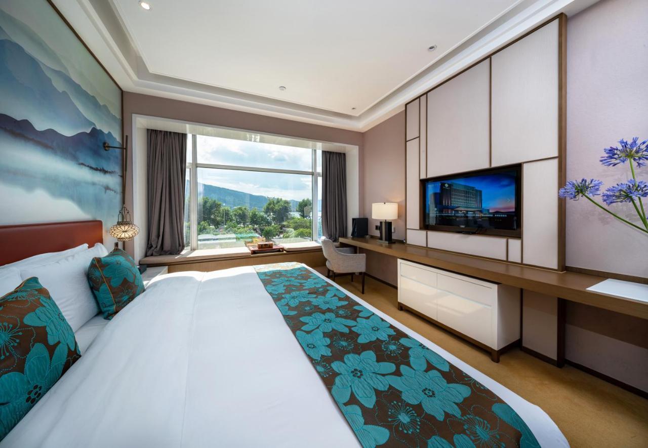 Weiselect Wanghu Hotel Kunming Bagian luar foto