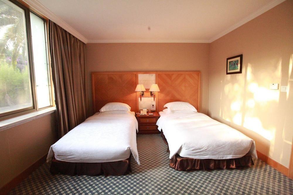 Weiselect Wanghu Hotel Kunming Bagian luar foto