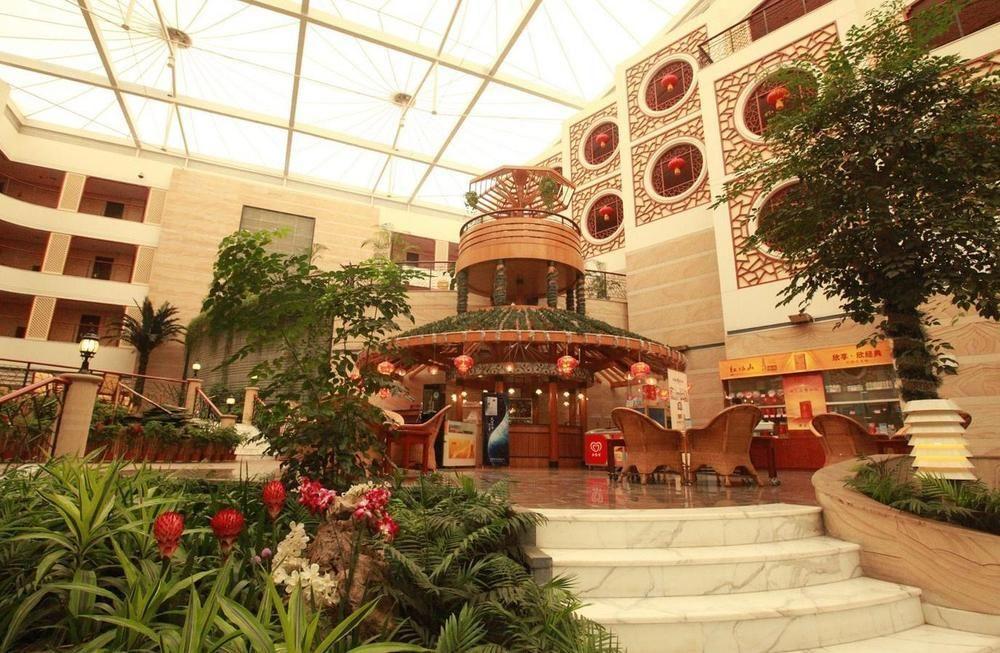 Weiselect Wanghu Hotel Kunming Bagian luar foto